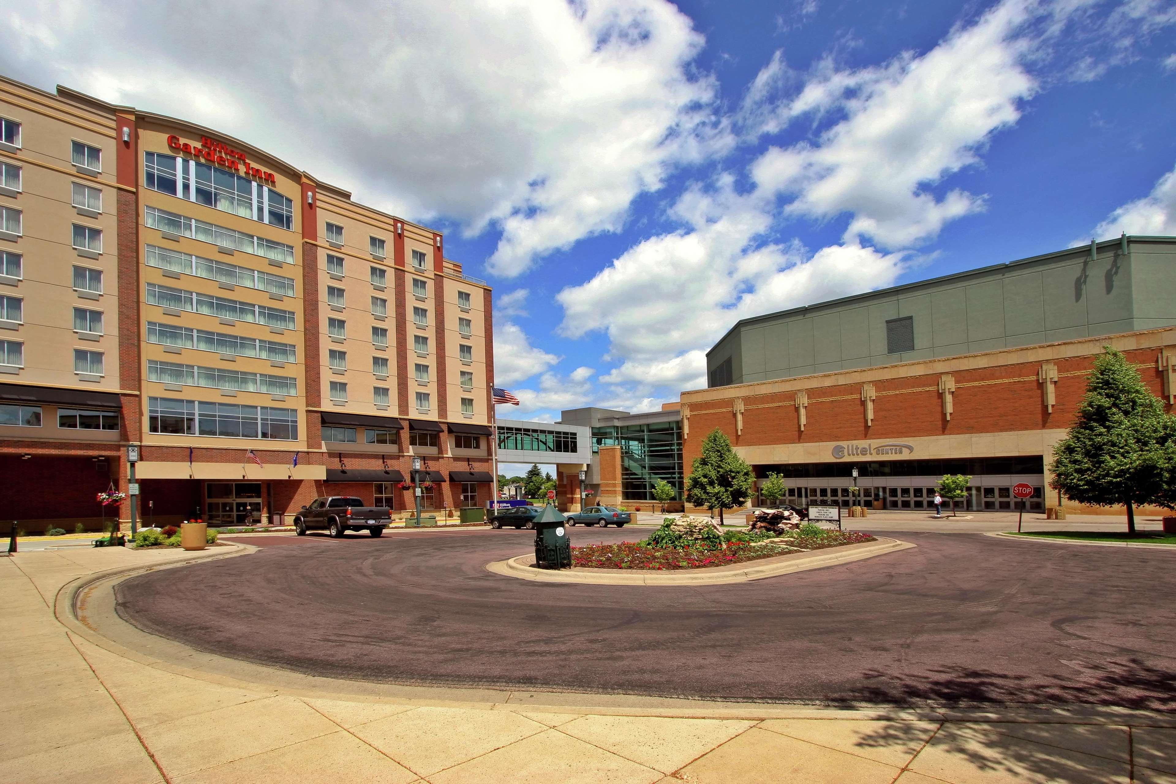 Hilton Garden Inn Mankato Downtown Екстериор снимка