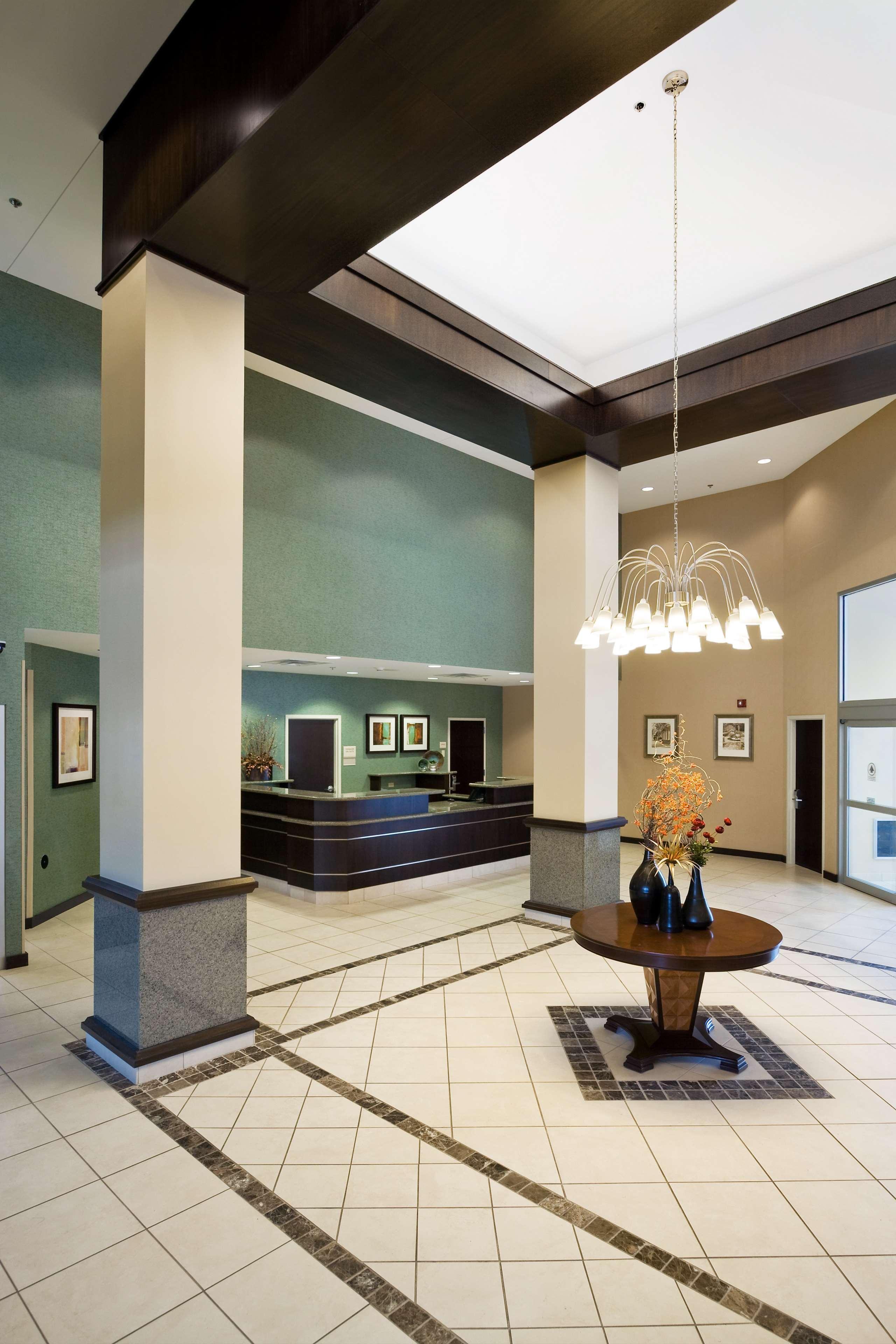 Hilton Garden Inn Mankato Downtown Екстериор снимка