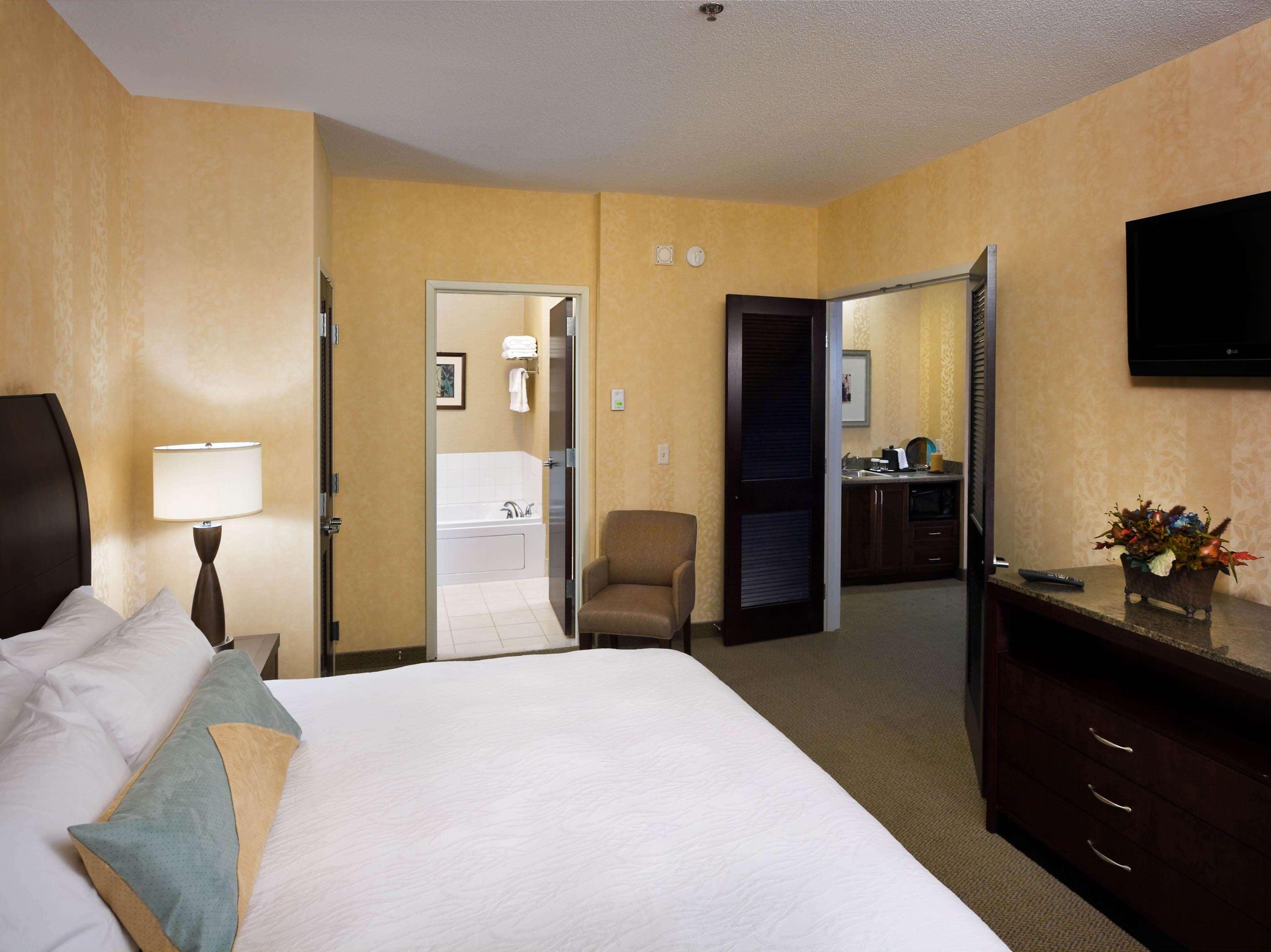 Hilton Garden Inn Mankato Downtown Екстериор снимка