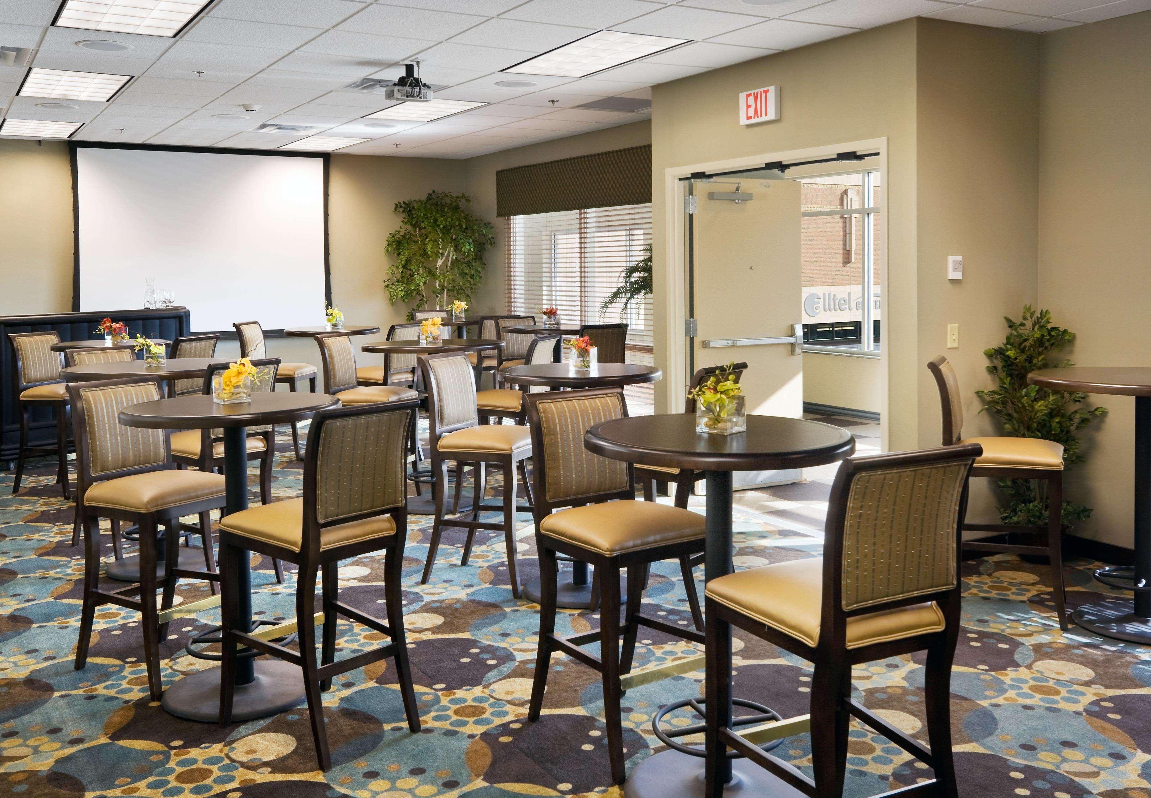 Hilton Garden Inn Mankato Downtown Екстериор снимка
