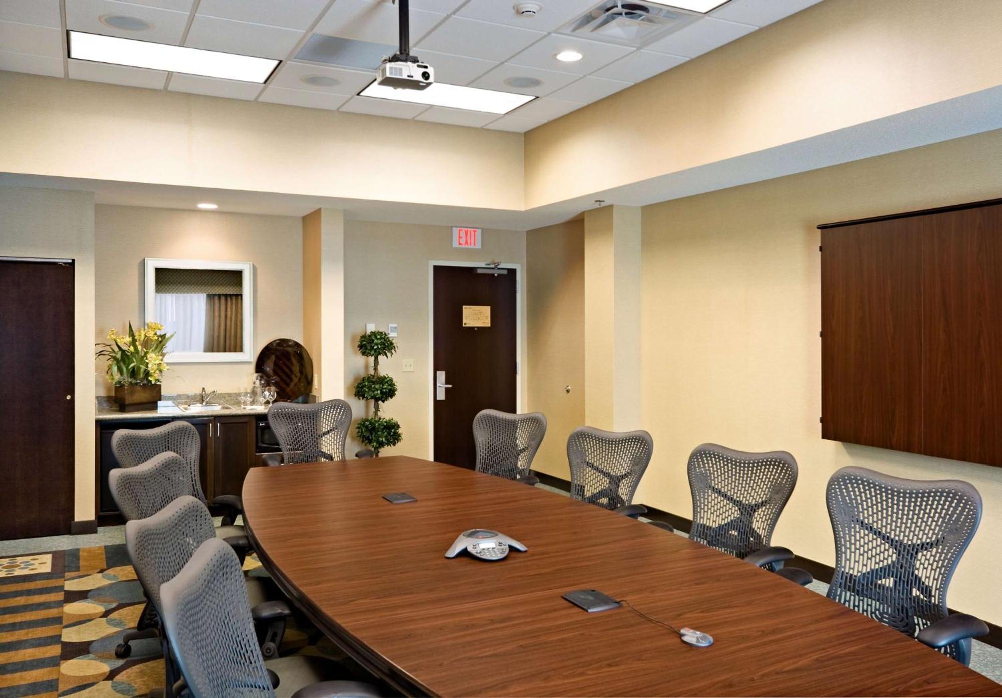 Hilton Garden Inn Mankato Downtown Екстериор снимка